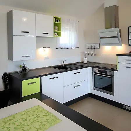 Apartment Porpo Malinska